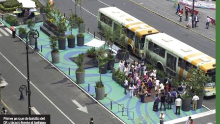 Primer parque de bolsillo del DF, ubicado frente al Antiguo Palacio del Ayuntamiento.