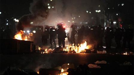 Las manifestaciones concluyeron ya entrada la madrugada de hoy (Reuters)
