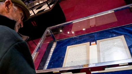 Los documentos subastados habían sido tasados entre 80 mil y 120 mil euros, pero se logró más del doble. / Foto: AP