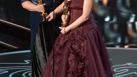 Adruitha Lee y Robin Mathews ganan el Oscar en la categoría de Maquillaje y Peinado por la cinta Dallas Buyers Club. (AP)