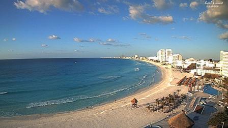 Amanecer en Punta Cancún, este jueves