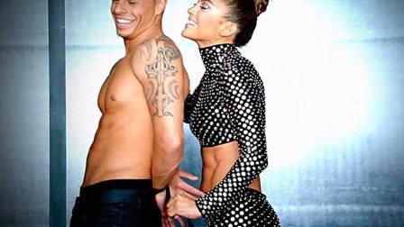 Aunque hace apenas tres semanas la pareja formada por Jennifer Lopez y Casper Smart presumía su amor en una ostentosa fiesta de cumpleaños en yate -para celebrar los 26 años del coreógrafo-, los allegados a la 'Diva del Bronx' parecen estar convencidos de que la relación está irremediablemente condenada al fracaso, sobre todo desde que advirtieran que la cantante y actriz ha empezado a 'aburrirse' de Casper, y no por la diferencia de edad sino por la falta de complicidad. (Especial)