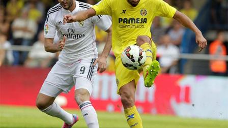 Karim Benzema suma minutos, pero sin anotar (Reuters)
