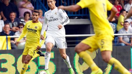 Gio y Jonathan dos Santos entraron en el segundo tiempo del partido (AP)