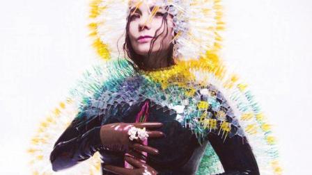 Vulnicura, el disco de Björk, saldrá a la venta en físico hasta marzo.