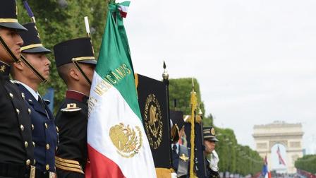 También estuvieron cadetes del Colegio del Aire