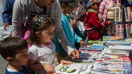 FOTOGALERÍA: FIL Zócalo congrega a miles en su primer fin de semana