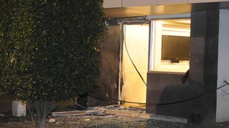 Un artefacto de fabricación casera estalló en la puerta de unas oficinas ubicadas en la colonia Nápoles. Foto: Cuartoscuro