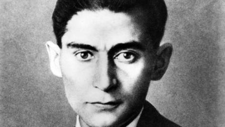 Franz Kafka es considerado como uno de los más grandes escritores de la literatura universal.