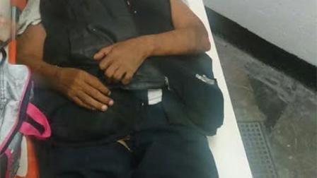 La mujer accidentada sufrió sólo algunos golpes en la caída.