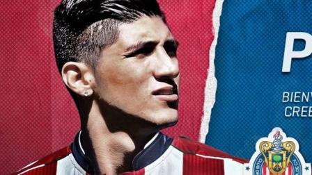 Chivas cumple su 'capricho', consuma fichaje de Pulido