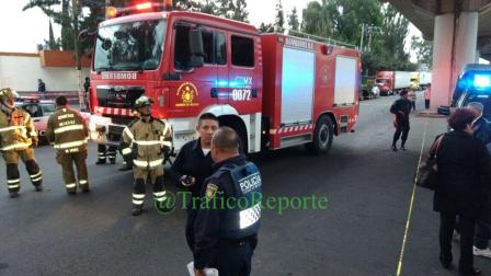 El incidente se registró en Avenida Tláhuac y General Mendoza; reportan dos personas lesionadas 