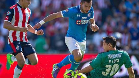 Por esta acción se marcó el penal a favor de Cruz Azul (Mexsport)