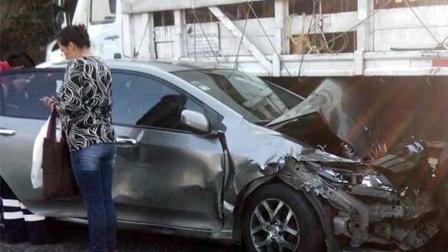 Al menos seis vehículos estuvieron involucrados en el accidente. Foto: Especial