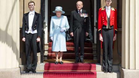 Los galardones son otorgados en Año Nuevo y en el cumpleaños oficial de la reina, en junio. (Foto: AP)