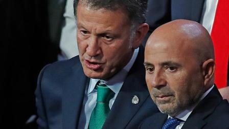 Juan Carlos Osorio, técnico de México, y Jorge Sampaoli, de Argentina (Mexsport)
