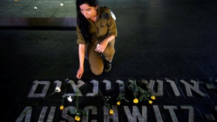 Israelíes guardan silencio en memoria del Holocausto 