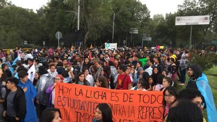 Reporta SSP 6 mil 500 personas en Marcha del Silencio. Foto tomada de la cuenta de twitter: @Taboobs