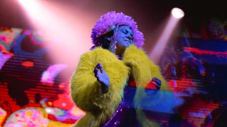 Fiesta tropical directo de Colombia, Bomba Estéreo en CDMX