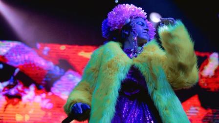 Fiesta tropical directo de Colombia, Bomba Estéreo en CDMX