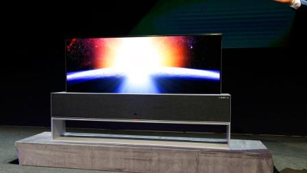 LG presenta la primera televisión enrollable