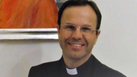 Renuncia alto mando del Vaticano; monja lo acusa de abuso sexual