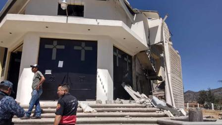 Pirotecnia 'vuela' capilla en Hidalgo; hay dos lesionados