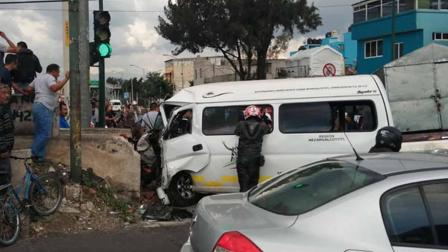 Fuerte accidente deja 14 heridos en Iztacalco