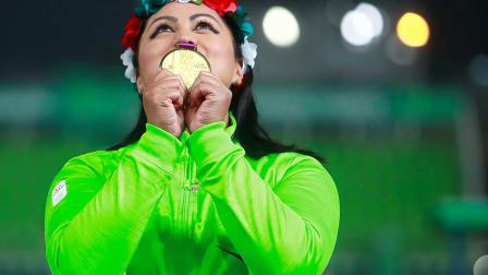 La mexicana María de los Ángeles Ortiz obtuvo la medalla de oro en lanzamiento de bala F57 (Notimex)