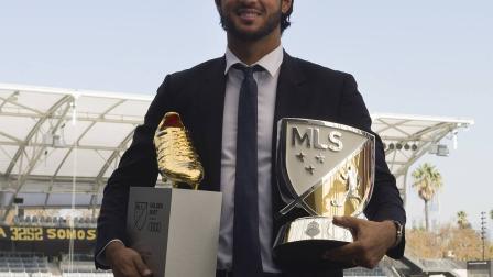 La MLS se rinde a los pies Carlos Vela