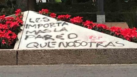 Vandalismo presente en marcha 'Ni Una Menos' pese a llamado a no violencia