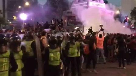 Vandalismo presente en marcha 'Ni Una Menos' pese a llamado a no violencia