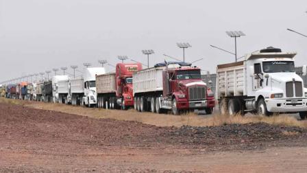 Sedena traslada materiales de Texcoco a Santa Lucía