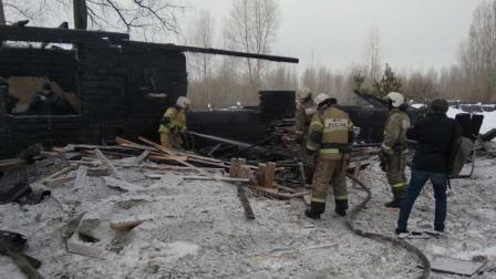 Incendio en aserradero deja 11 muertos en Rusia