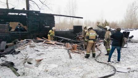 Incendio en aserradero deja 11 muertos en Rusia