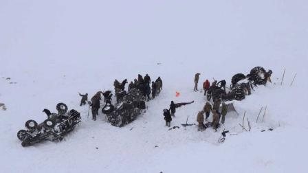 Avalanchas dejan al menos 31 muertos en Turquía