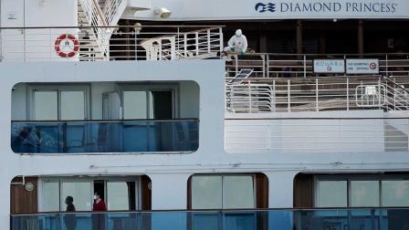 Acaba cuarentena de crucero en Japón; cientos tienen coronavirus