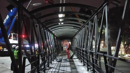 El retiro del puente también respondió a la solicitud de grupos y asociaciones civiles. Foto: Especiales