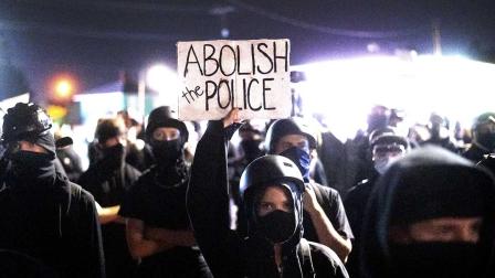 Protestas raciales en Portland cumplen 100 días