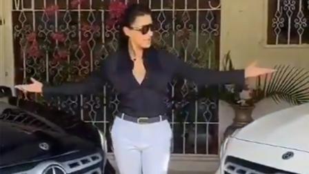 Tras los comentarios en las que también se le pide que se dedique a gobernar y no a payasear, la regidora de Minatitlán respondió en otro video mentándole la madre a sus críticos.