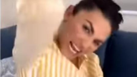 Tras los comentarios en las que también se le pide que se dedique a gobernar y no a payasear, la regidora de Minatitlán respondió en otro video mentándole la madre a sus críticos.