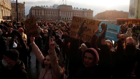 Casi 4 mil detenidos en Rusia durante nuevas protestas opositoras contra Putin