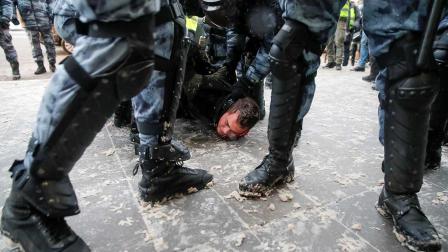 Casi 4 mil detenidos en Rusia durante nuevas protestas opositoras contra Putin
