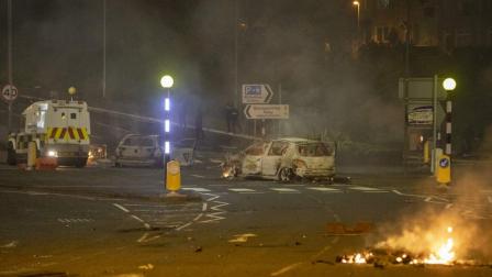 Enfrentamientos y disturbios en Irlanda del Norte por disputas políticas