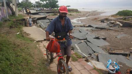 Al menos 113 muertos en Indonesia y Timor Oriental por lluvias