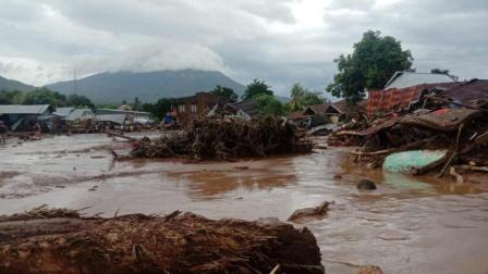 Al menos 113 muertos en Indonesia y Timor Oriental por lluvias