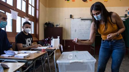 Este domingo inició la segunda vuelta de as elecciones presidenciales en Chile. Foto: AFP