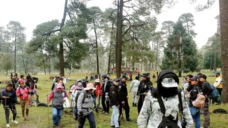 Ejército y Guardia Nacional escoltan a madres buscadoras.