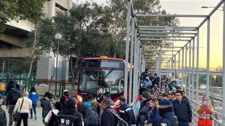 Se observaron largas filas en el servicio de apoyo