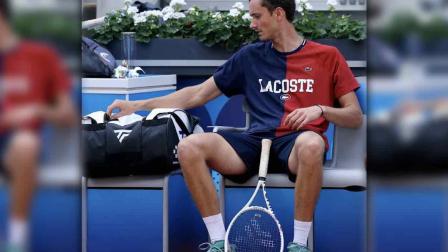 Daniil Medvédev entrenando